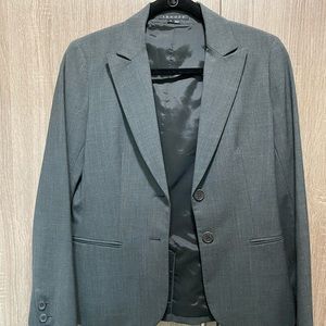 Size 4 Theory Business suit